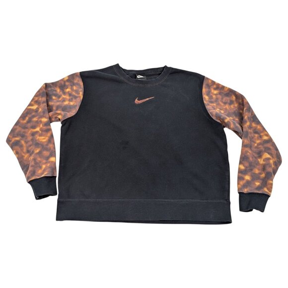 NIKE Center Swoosh Crew Neck sweatshirt Size M Black Fire Print Sleeve *READ - Picture 2 of 8